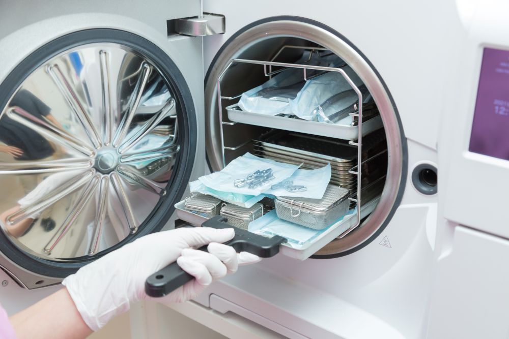 高圧蒸気滅菌機Lisa(リサ)